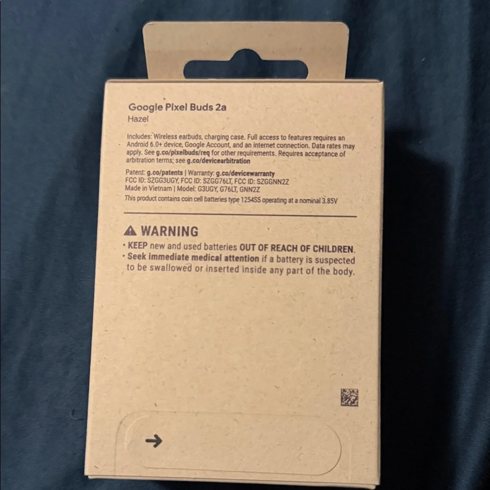 Google Earbuds in Charcoal Gray